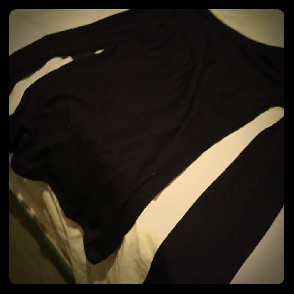 No. Bounderies long. Sleeve